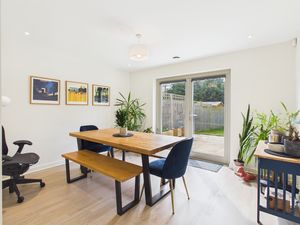 Dining Room- click for photo gallery
